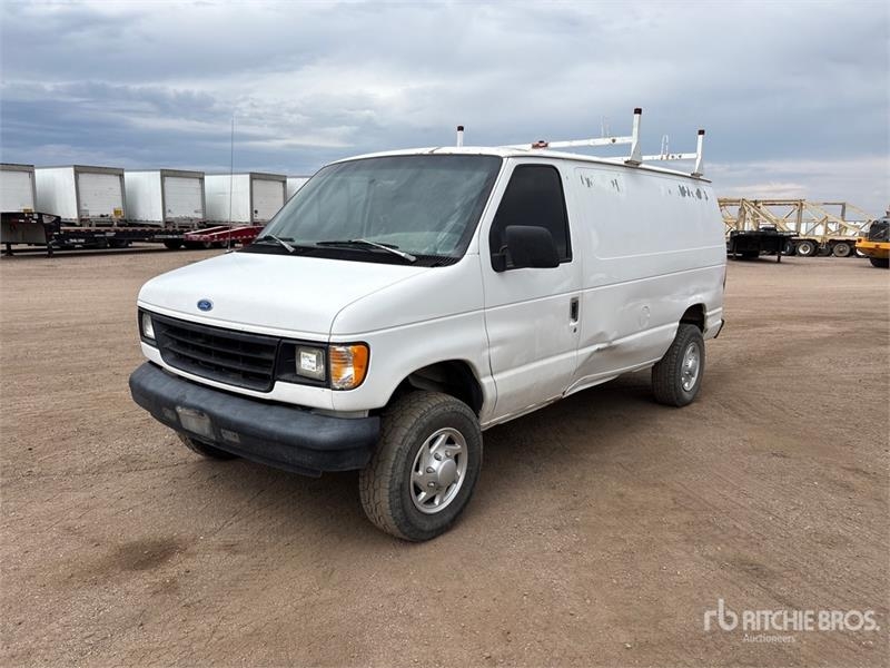 Fourgon utilitaire Ford E-350 — occasion 1994