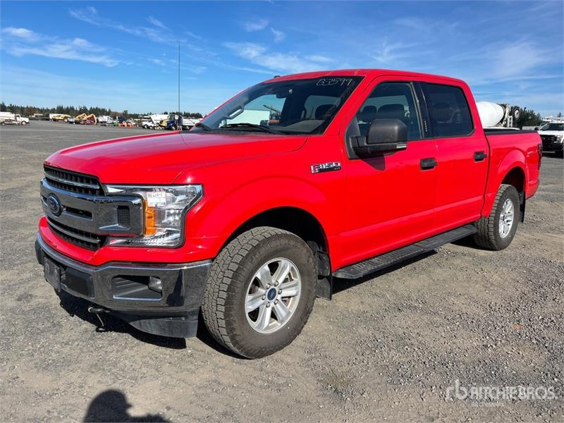 Fourgon utilitaire Ford F-150 XLT 4x4 Crew Cab Pickup — occasion 2018
