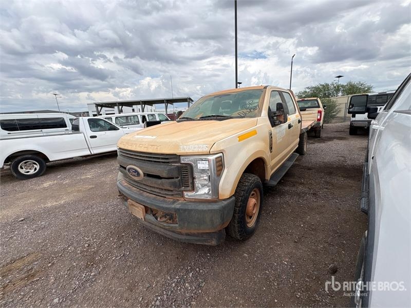 Camion plateau Ford F-250 — occasion 2019