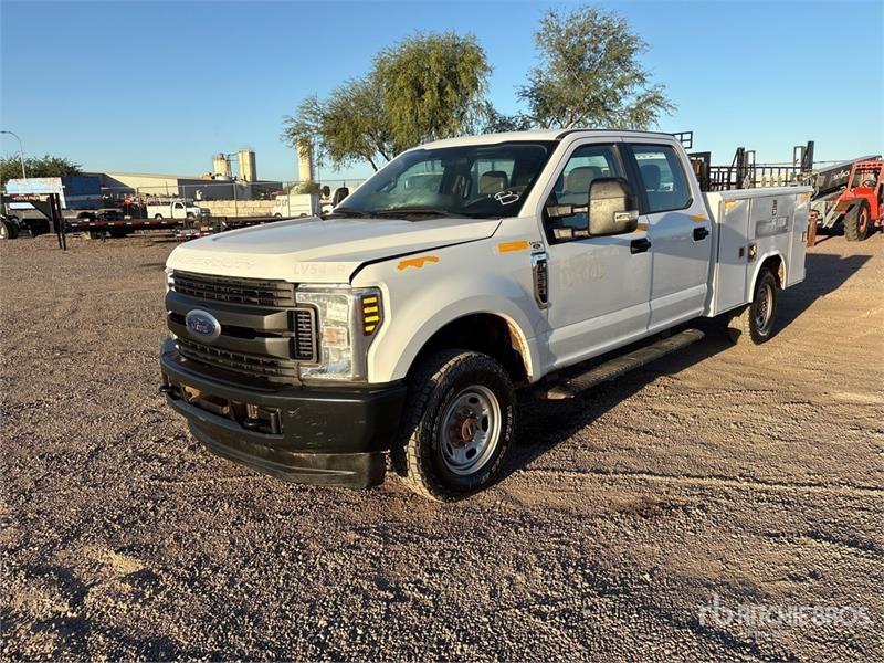 Utilitaire benne Ford F-250 — occasion 2019