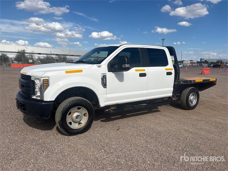 Camion plateau Ford F-250 — occasion 2018
