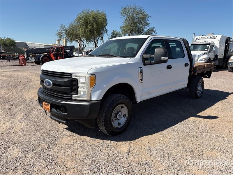 Camion plateau Ford F-250 — occasion 2017