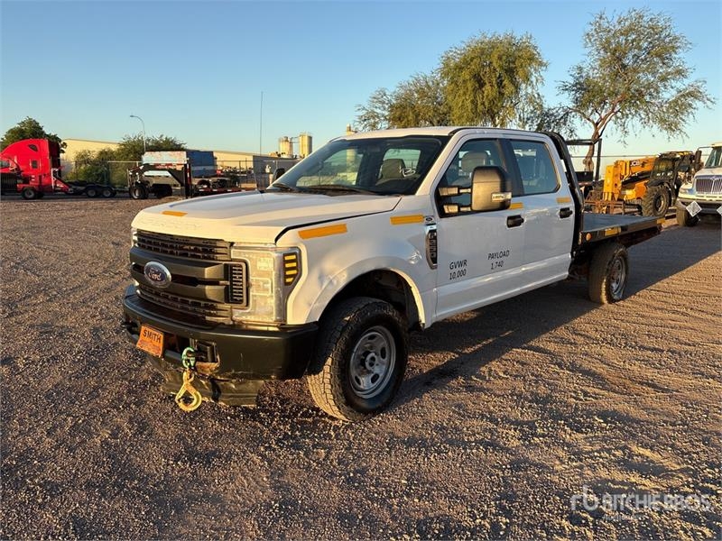Camion plateau Ford F-250 — occasion 2019