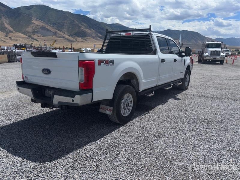 Fourgon utilitaire Ford F-250 — occasion 2019