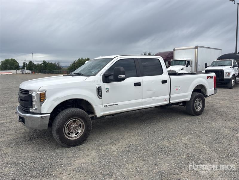 Fourgon utilitaire Ford F-250 — occasion 2018