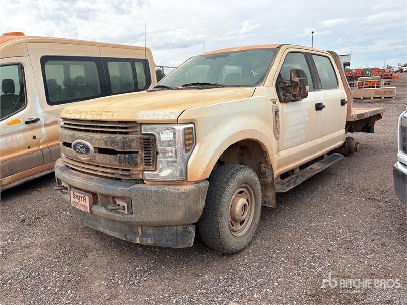 Camion plateau Ford F-250 — occasion 2018