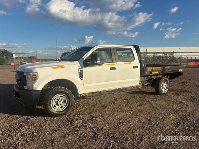 Camion plateau Ford F-250 — occasion 2019