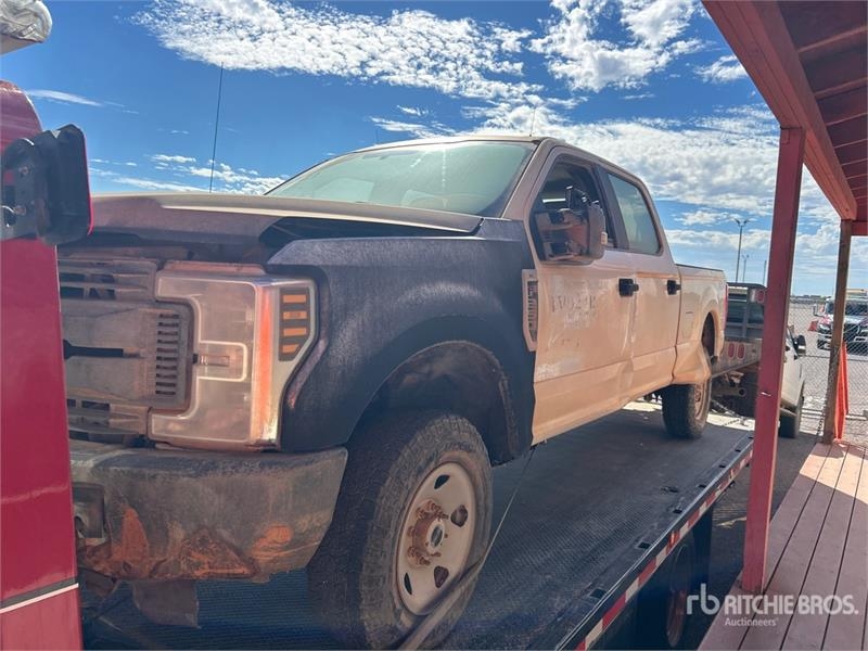 Fourgon utilitaire Ford F-250 — occasion 2018