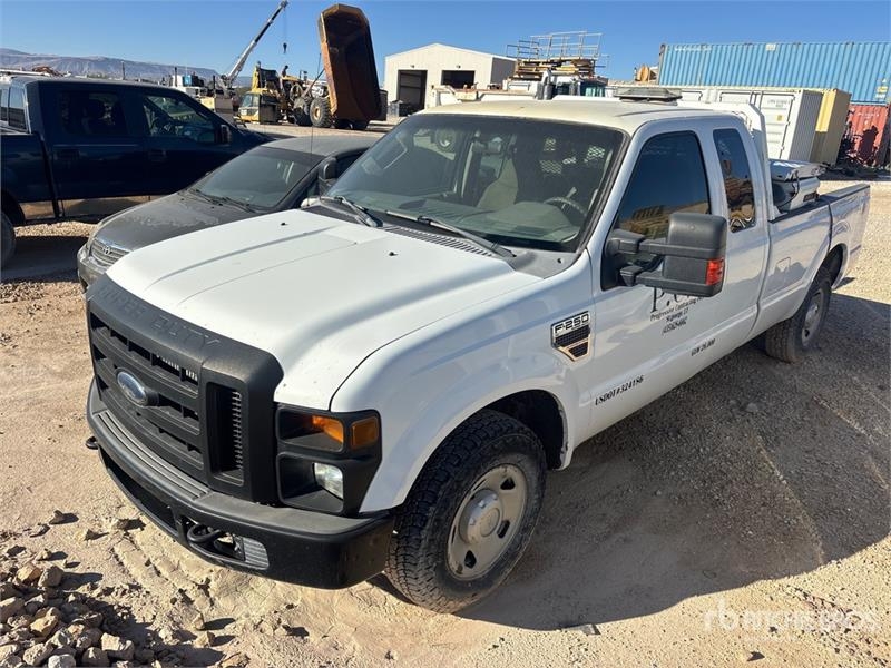 Fourgon utilitaire Ford F-250 XL 4x2 Extended Cab Pickup — occasion 2009