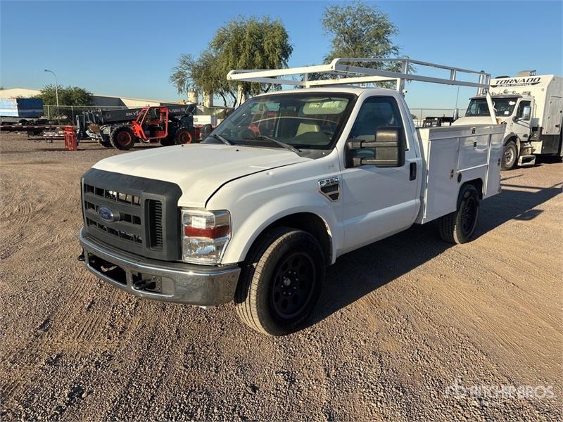 Utilitaire benne Ford F-350 XL 4x2 Utility — occasion 2008