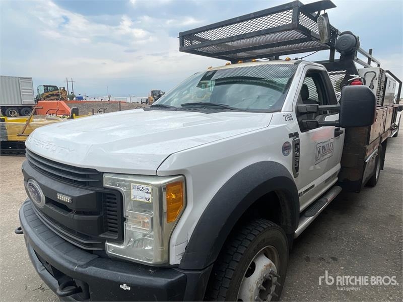 Ford F-450 XL