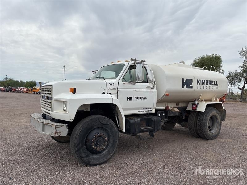 Ford F-800