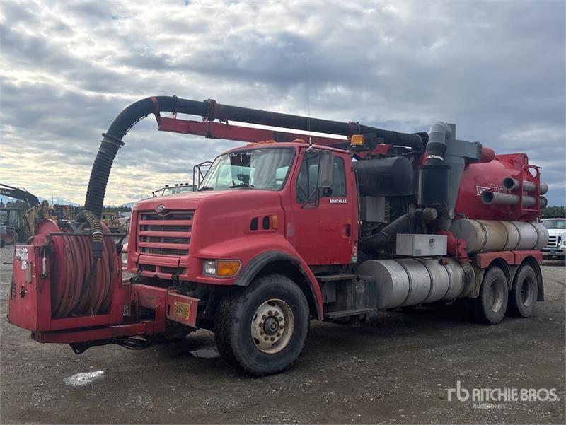 Hydrocureur Ford L8000 — occasion 1998