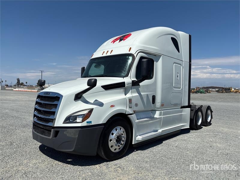 Tracteur routier Freightliner Cascadia 126 6x4 T/A Sleeper — occasion 2020