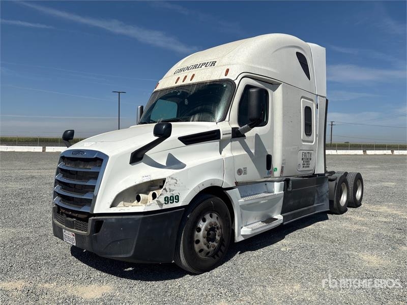 Tracteur routier Freightliner Cascadia 126 — occasion 2020