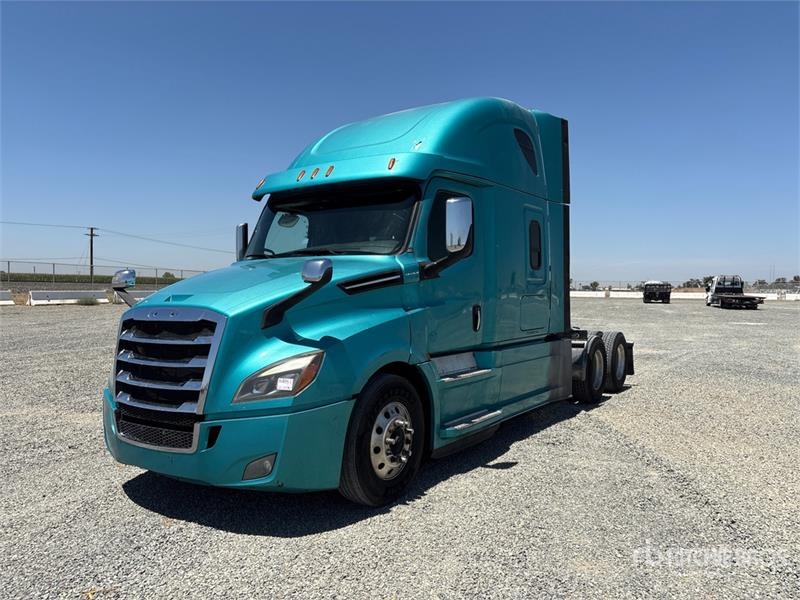 Freightliner Cascadia 126