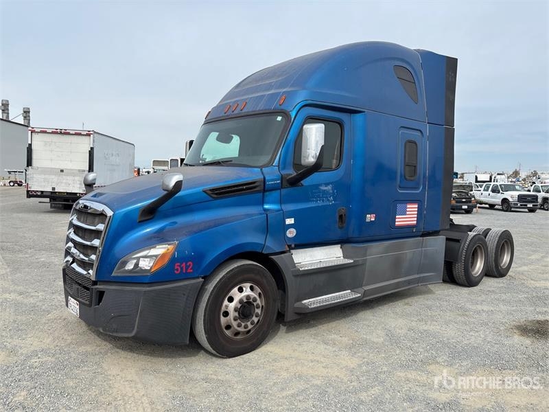 Freightliner Cascadia 126