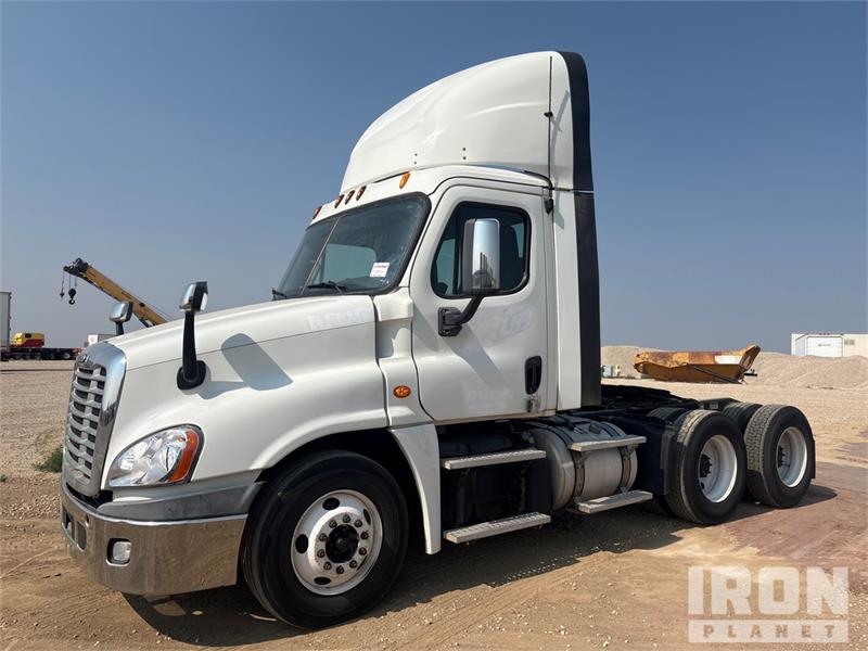 Freightliner Cascadia 125