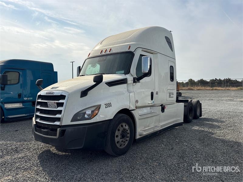 Freightliner Cascadia 126