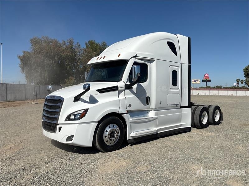 Tracteur routier Freightliner Cascadia 126 6x4 T/A Sleeper — occasion 2022