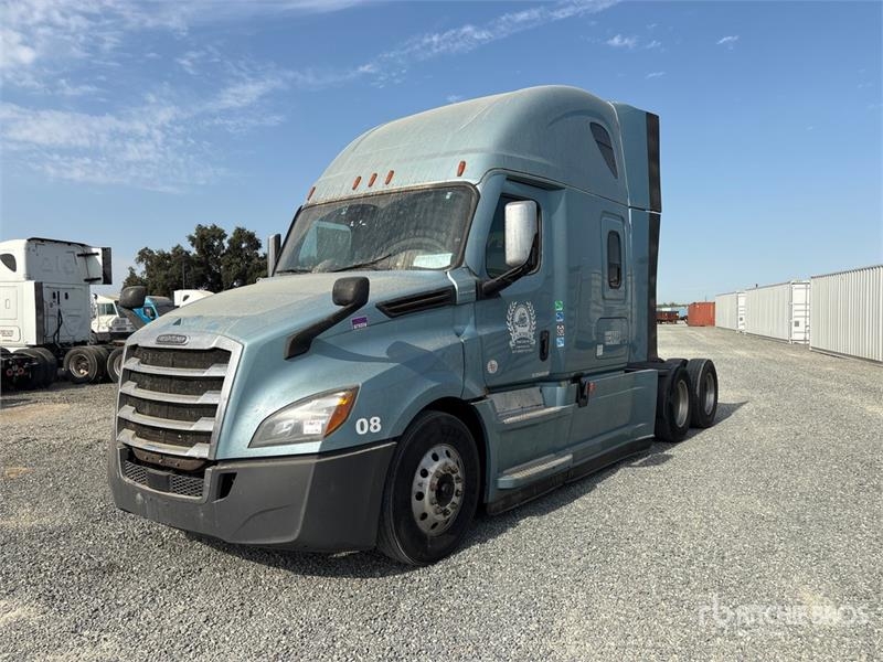 Freightliner Cascadia 126