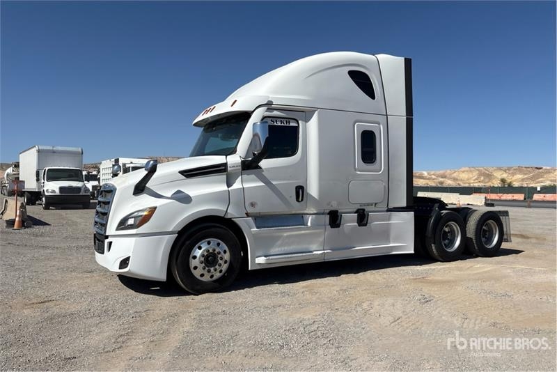 Freightliner Cascadia 126