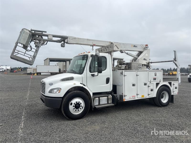 Freightliner M2