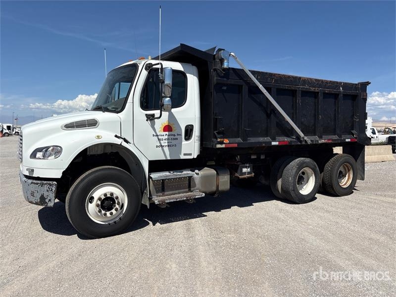 Camion benne Freightliner M2 — occasion 2008