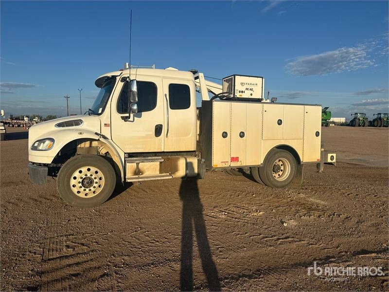Freightliner M2 106