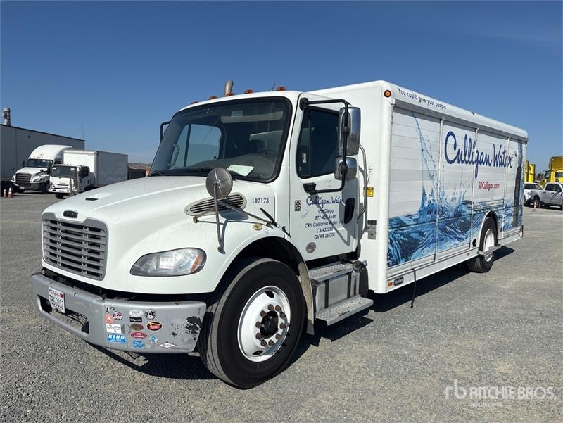 Camion boissons Freightliner M2 106 — occasion 2020
