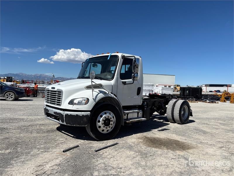 Tracteur routier Freightliner M2 106 — occasion 2019
