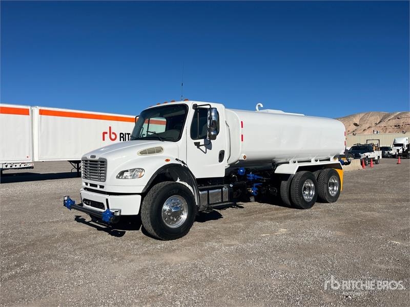 Camion citerne Freightliner M2 106 6x4 Water — occasion 2014