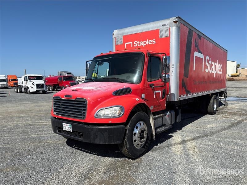 Camion fourgon Freightliner M2106 4x2 Van — occasion 2018, 125 716 h