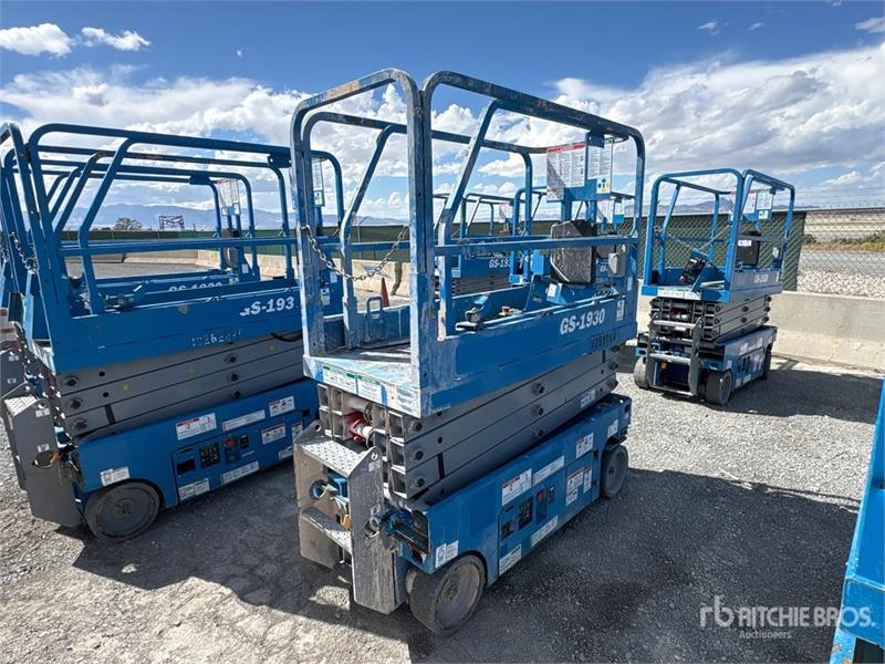 Genie GS1930 Electric Scissor Lift
