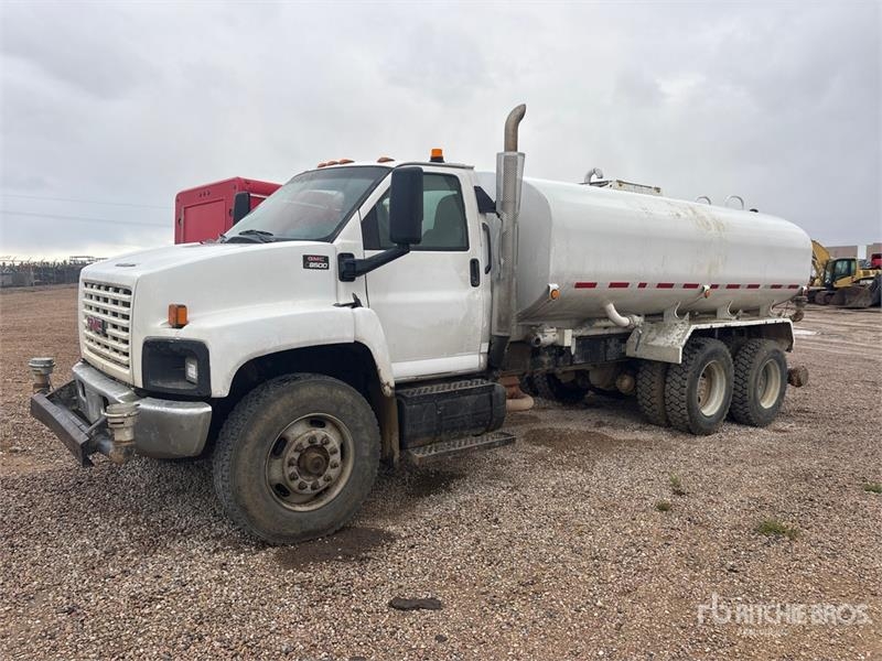 Camion citerne GMC 4000V WT 6x4 Water (Inoperable) — occasion 2008