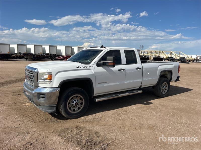 Fourgon utilitaire GMC Sierra 3500HD — occasion 2016