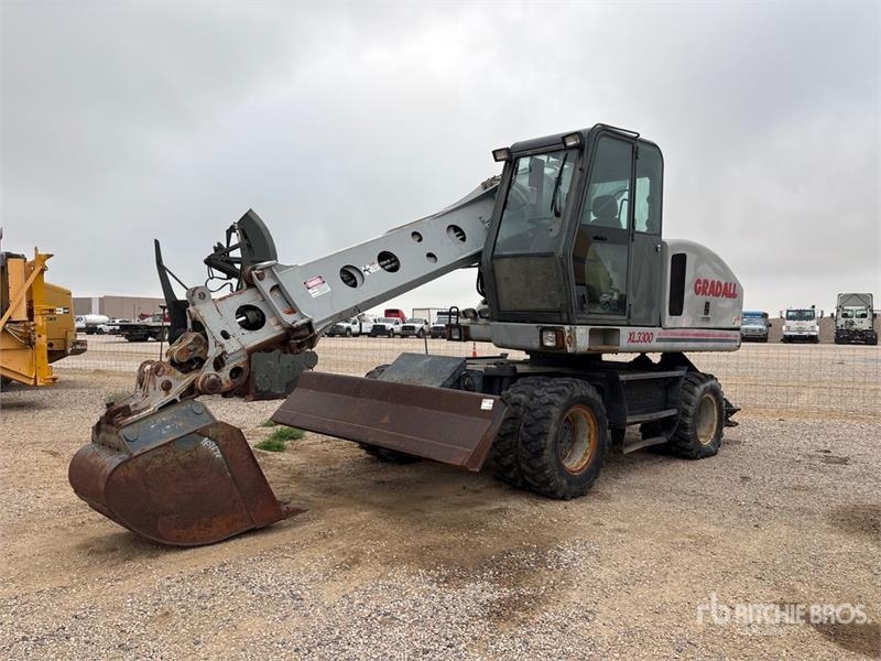 Gradall XL3300