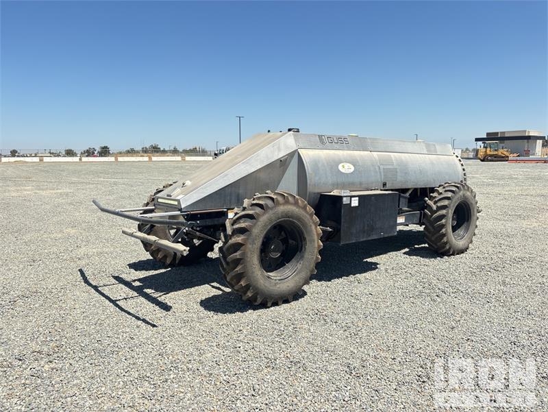 GUSS 600 gal 22 ft x 8 ft 4x4 Hydraulic Autonomous