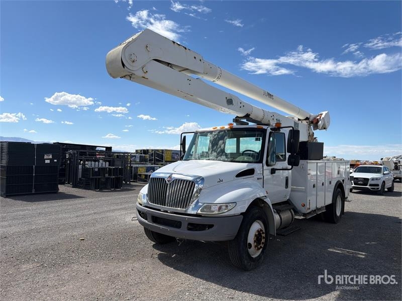 International 4300