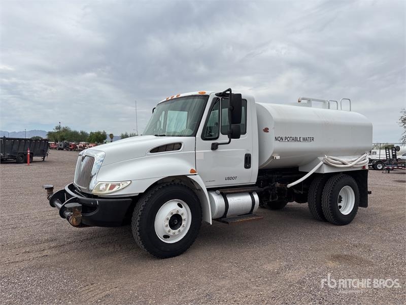 International 4300
