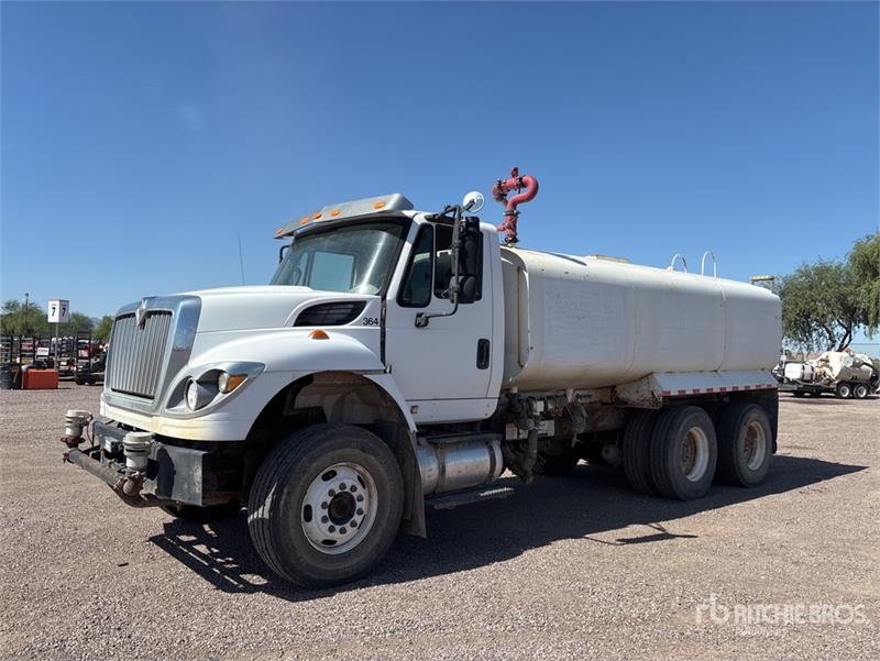 International 7400