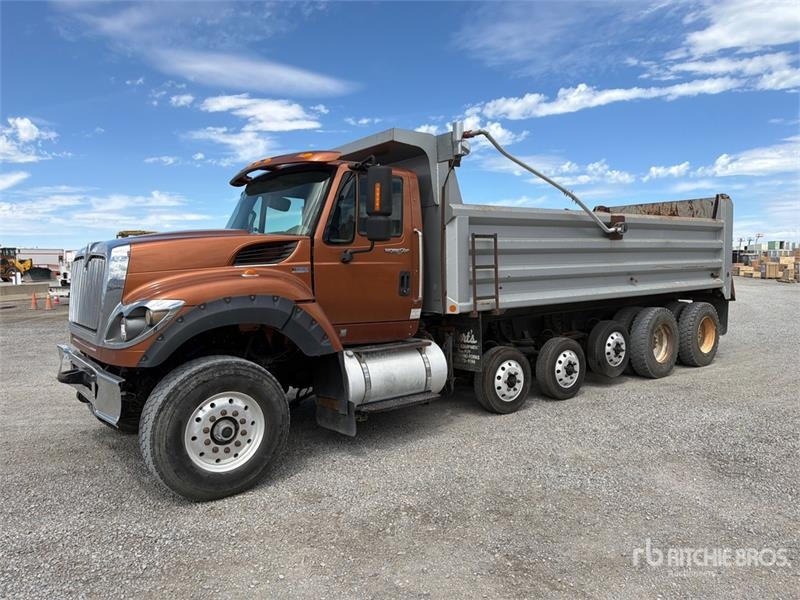 Camion benne International 7600 — occasion 2013