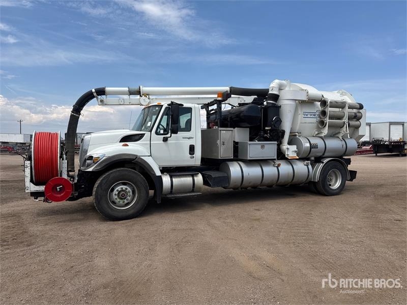 International WorkStar 7500