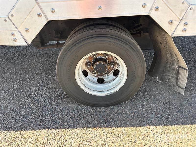 Isuzu NPR HD