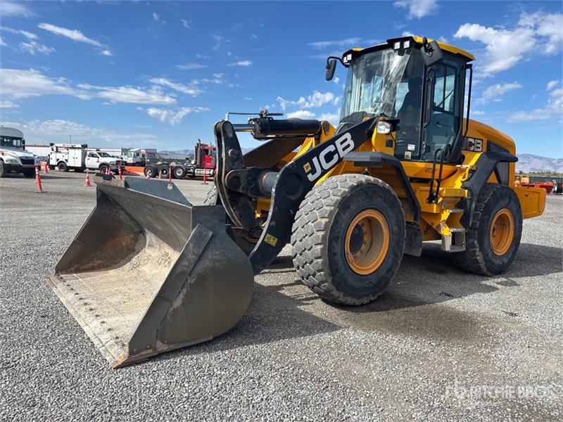 JCB 437 T4F