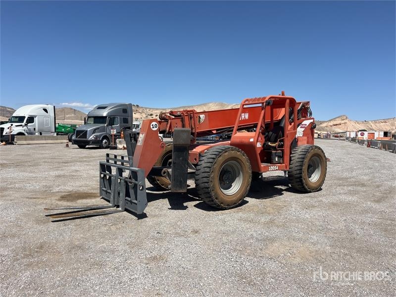 JLG 10054