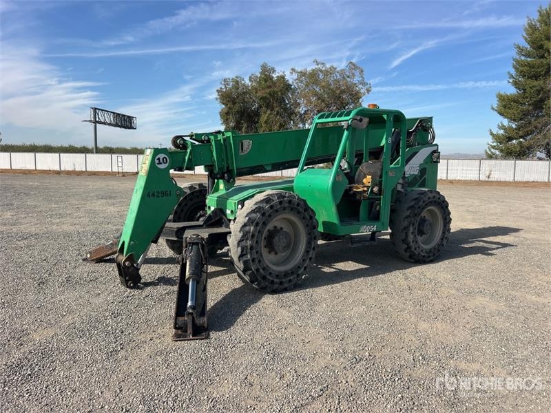 JLG 10054