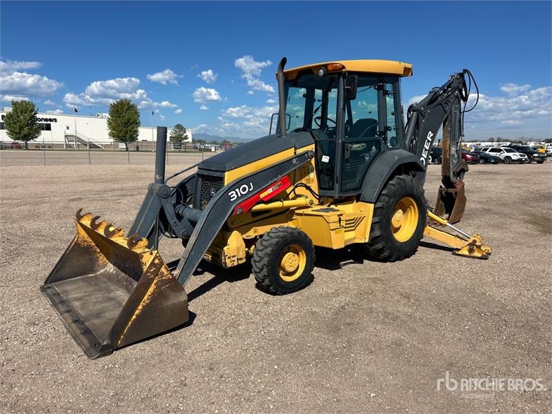 John Deere 310J
