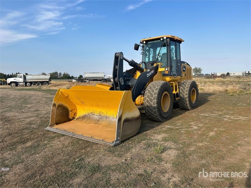 John Deere 544 P-Tier