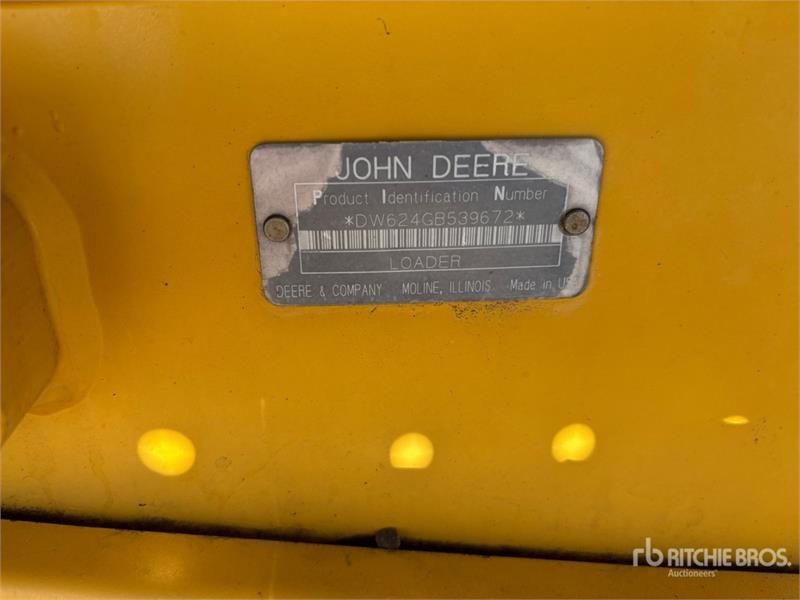 John Deere 624G